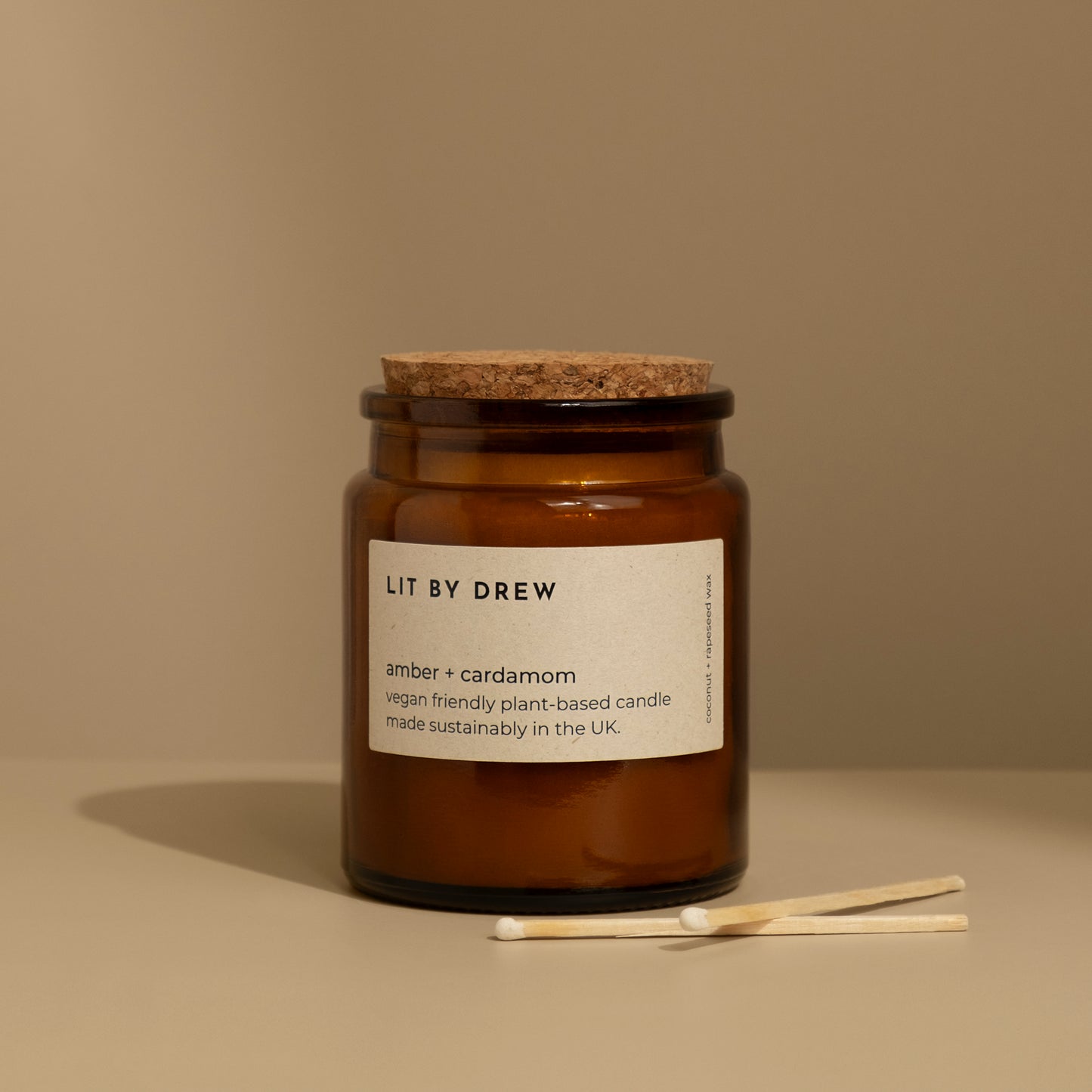 Amber & Cardamom Apothecary Style Candle - Medium