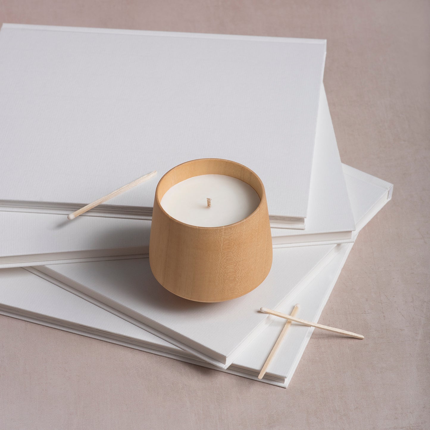 Oakmoss & Pine Jujube Wood Candle