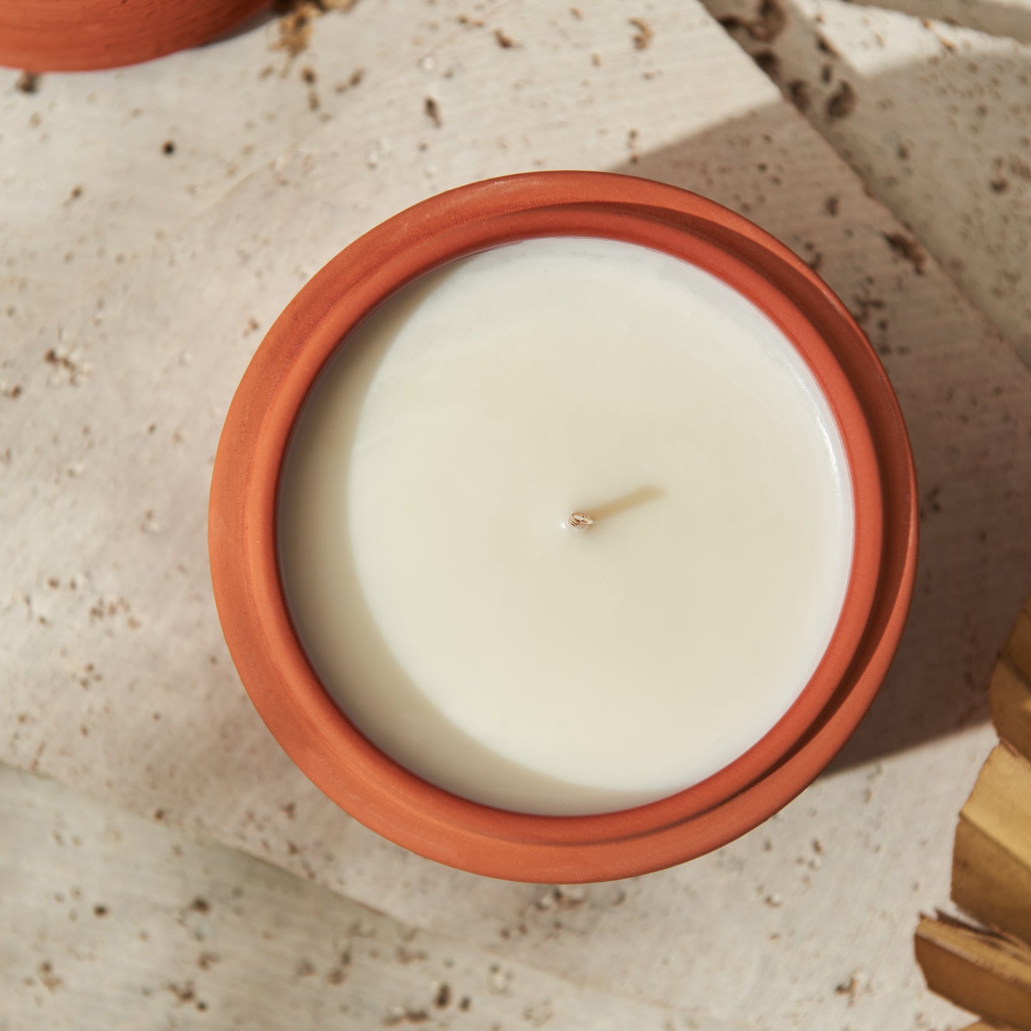 Moroccan Amber & Orris Root Textured Terracotta Ceramic Candle