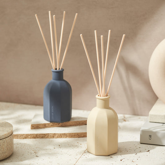 Navy Cashmere & Musk Ceramic Reed Diffuser - 200ml